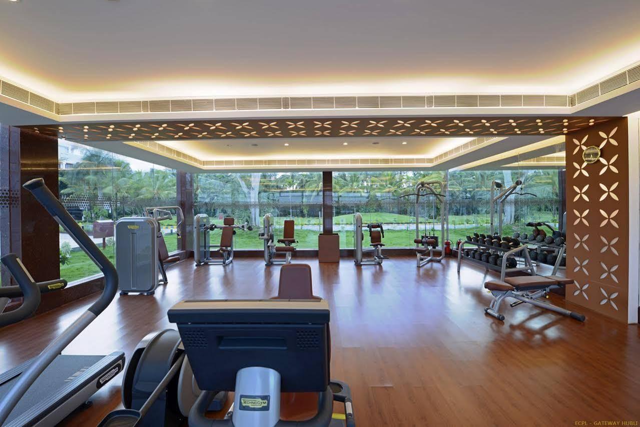 Hotel Naveen Lakeside Hubli Eksteriør billede